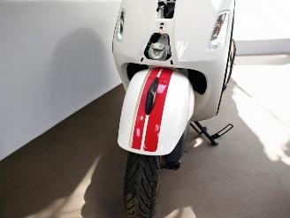 Piaggio  GTS VESPA picture 4