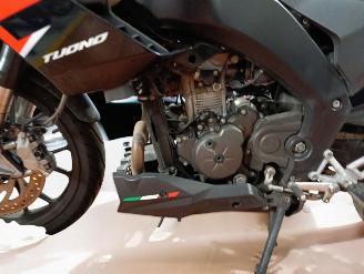 Aprilia Tuono  picture 20
