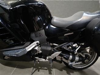Kawasaki GTR 1400  picture 19