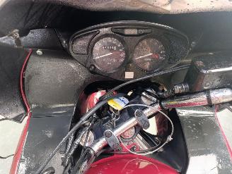 Honda NT 650  picture 2