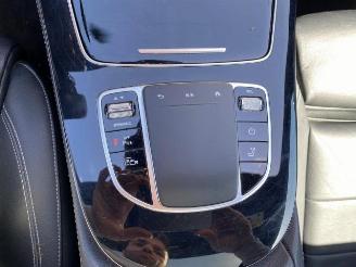 Mercedes E-klasse 300 T AMG Lin *PANO - NAVI - KAM* picture 18