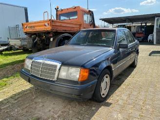 ocasión turismos Mercedes E-klasse 230 *Klima* 1991/4