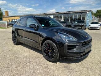 krockskadad bil auto Porsche Macan GTS *PANO - KAM - NAV - BOSE* 2024/2