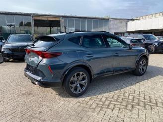 krockskadad bil auto Cupra Formentor 1.5 TSI e-Hybrid 2025/4