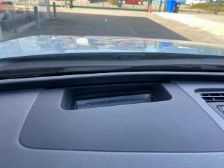 Volkswagen Passat Variant 2.0 TDI DSG R-Line * HUD - PANO * picture 20