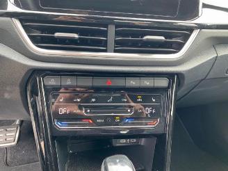 Volkswagen T-Roc 1.5 TSI DSG R-Line *KAM - NAV - LED* picture 16