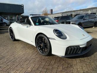Porsche 911 Carrera 4 GTS T-Hybrid Cabrio *BURMESTER* picture 10