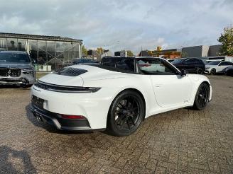 Schadeauto Porsche 911 Carrera 4 GTS T-Hybrid Cabrio *BURMESTER* 2025/1