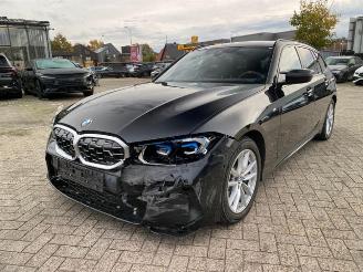 krockskadad bil auto BMW M3 40i xDrive Touring *HEAD-UP - PANO - 360 KAM* 2025/3