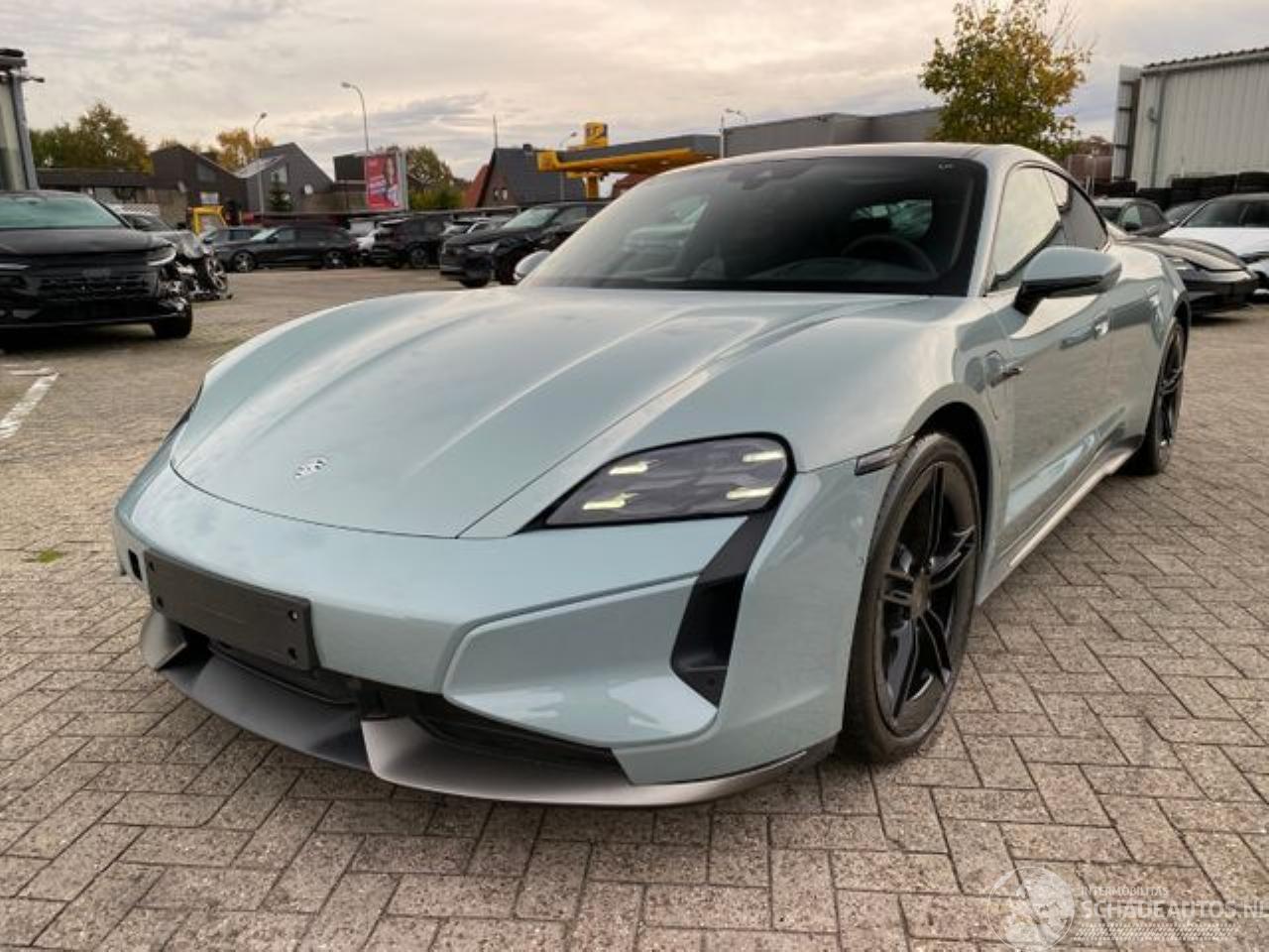 Porsche Taycan Turbo S *PCCB - SOFTCLOSE - PANORAMA*