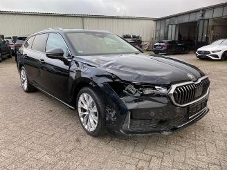 Skoda Superb Combi 1.5 TSI iV L&K *HEAD-UP - PANO-AHK* picture 11