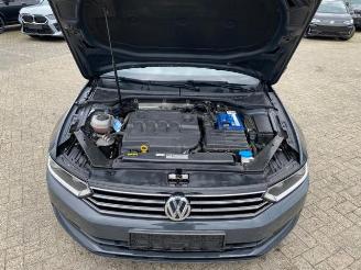 Volkswagen Passat Variant 1.6 TDI Trendline *AHK* picture 13