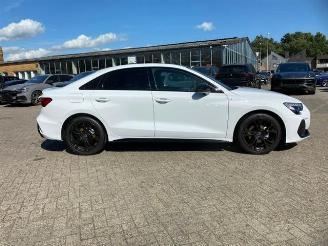 Audi A3 Limousine 30 TFSI S line *PANO - NAVI - KAM* picture 3