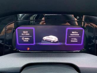 Volkswagen Golf Variant 1.5 eTSI DSG R-Line *NAVI - MATRIX* picture 18