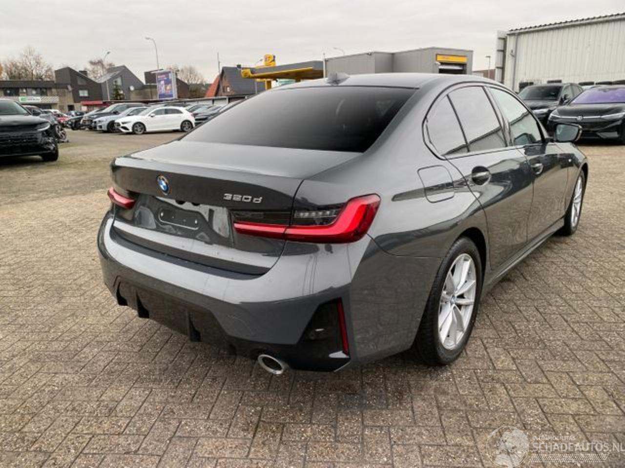 BMW 3-serie 20d M Sport Sport-Aut.*HEAD-UP - 60KAM - NAVI*