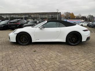 Porsche 911 Carrera 4 GTS T-Hybrid Cabrio *BURMESTER* picture 3
