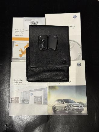 Volkswagen Golf 1.2 TSI Allstar Pano Navi Led Xenon Stoelverw picture 20