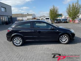 Opel Astra Astra H GTC (L08), Hatchback 3-drs, 2005 / 2011 1.4 16V Twinport picture 4