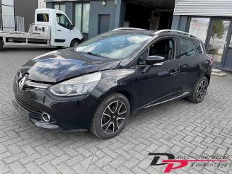 krockskadad bil auto Renault Clio Clio IV Estate/Grandtour (7R), Combi 5-drs, 2012 / 2021 0.9 Energy TCE 12V 2014/1