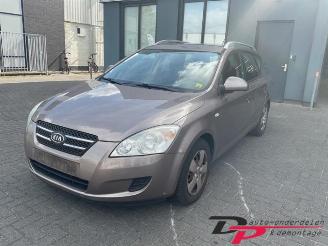 Auto da rottamare Kia Cee d Cee'd Sporty Wagon (EDF), Combi, 2007 / 2012 1.6 CVVT 16V 2008/3