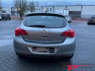 Opel Astra Astra J (PC6/PD6/PE6/PF6), Hatchback 5-drs, 2009 / 2015 1.4 16V ecoFLEX picture 6