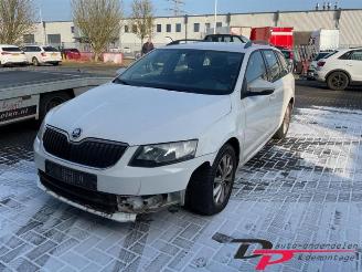 Uttjänta bilar auto Skoda Octavia Octavia Combi (5EAC), Combi 5-drs, 2012 / 2020 1.2 TSI 16V 2014/8