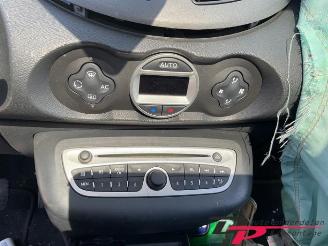 Renault Twingo Twingo II (CN), Hatchback 3-drs, 2007 / 2014 1.2 16V picture 9