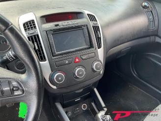 Kia Cee d Cee'd Sporty Wagon (EDF), Combi, 2007 / 2012 1.4 16V picture 8