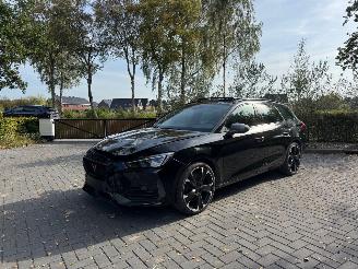 Vaurioauto  passenger cars Cupra Leon Cupra Leon Sportstourer VZ Panorama Ambiance LED VOL 2024/3