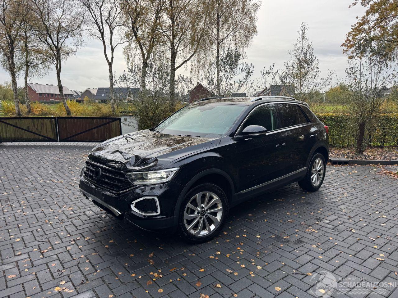 Volkswagen T-Roc Volkswagen T-Roc 1.5 TSI DSG Massage Camera AHK 2023