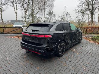 Volkswagen ID.7 Volkswagen ID.7 Tourer Pro S 210 kW Panorama 360view VOL!! picture 3