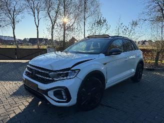 Voiture accidenté Volkswagen T-Roc Volkswagen T-Roc R-Line 1.5 TSI DSG PANO 2025 ACC Massage ! 2025/3