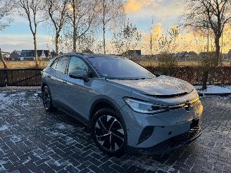 Damaged car Volkswagen ID.4 Volkswagen ID.4 Pro 210 kW Pro Performance Panoramadak Trekhaak Ambiance 360view VOL 2024/6