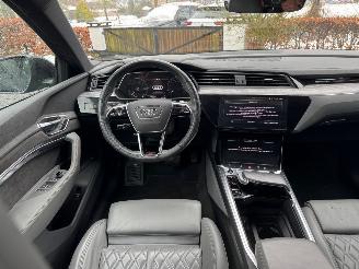 Audi E-tron Audi E-tron 55 Quattro S line Leder Trekhaak Camera VOL ! picture 7