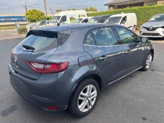 Voiture accidenté Renault Mégane  2020/9