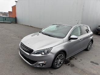 Auto incidentate Peugeot 308  2017/6