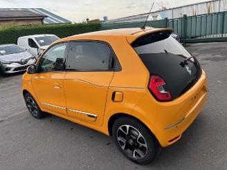Vaurioauto  passenger cars Renault Twingo  2019/6