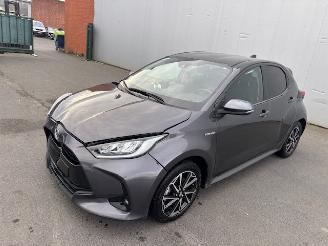 Toyota Yaris HYBRID picture 4