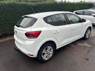 uszkodzony samochody osobowe Dacia Sandero  2021/4