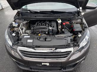 Peugeot 308  picture 10
