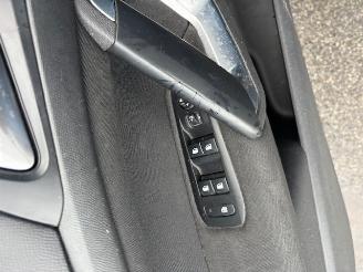 Peugeot 308  picture 9