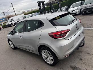 skadebil auto Renault Clio  2021/11