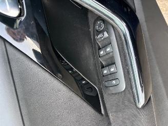 Peugeot 208  picture 11