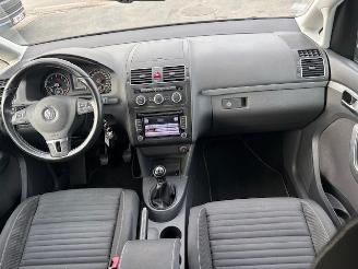 Volkswagen Touran GEEN SCHADE EN ETAT NO DAMAGE picture 9