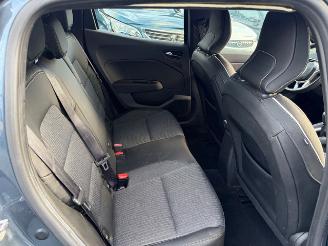 Renault Clio  picture 6