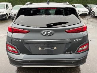 damaged passenger cars Hyundai Kona 65kw battery 2020/8