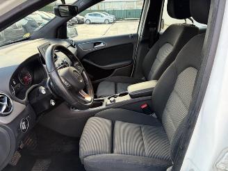 Mercedes B-klasse AUTOMAAT picture 7