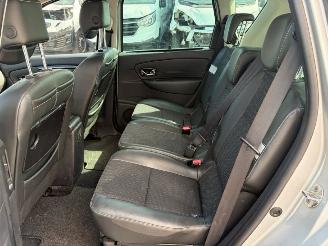 Renault Scenic  picture 7