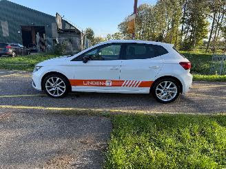 Seat Ibiza 1.0 EcoTSI FR Business Connect picture 2