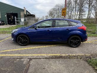 Ford Focus 1.0 Titanium picture 2
